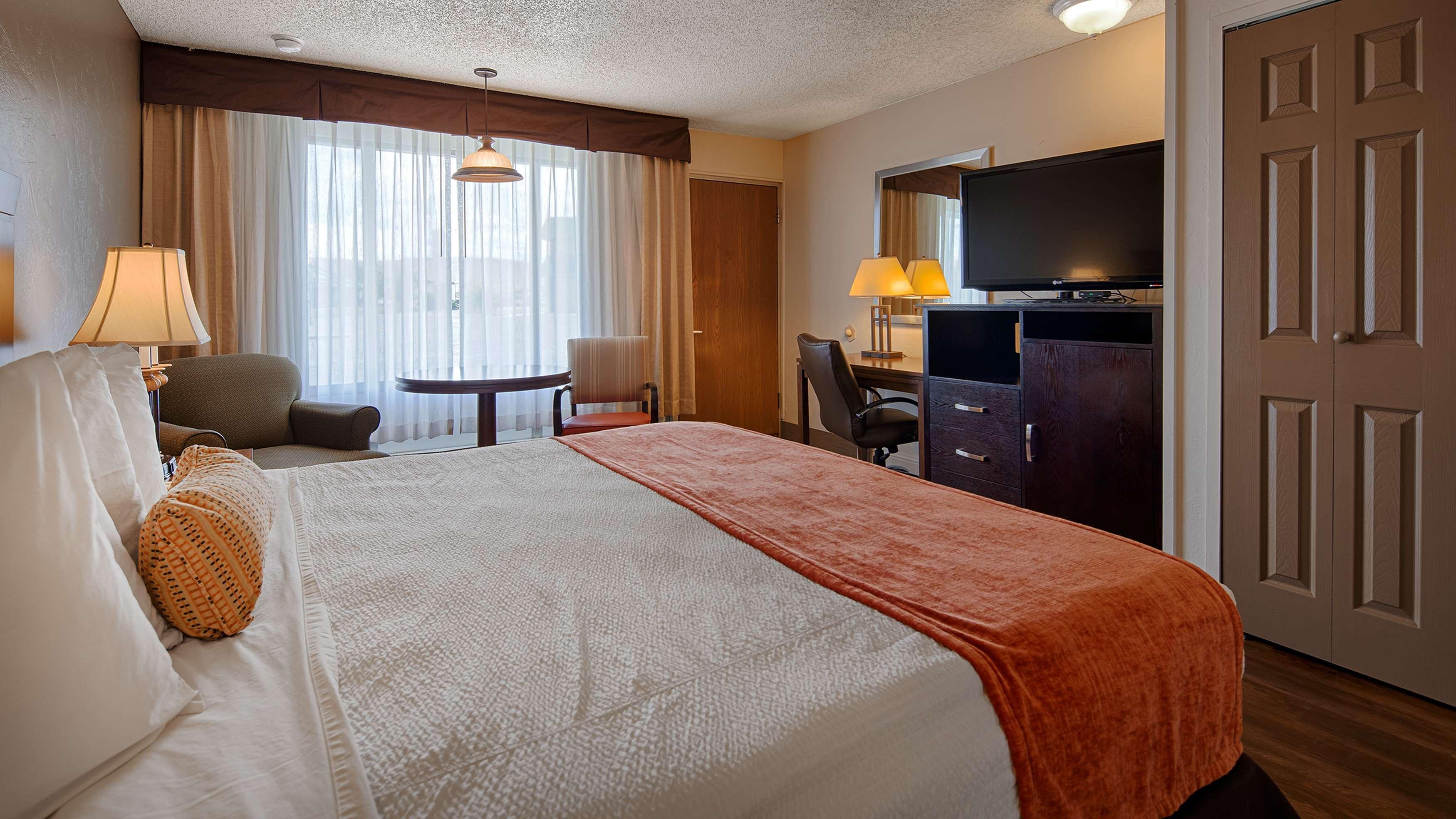 דילון Best Western Paradise Inn מראה חיצוני תמונה