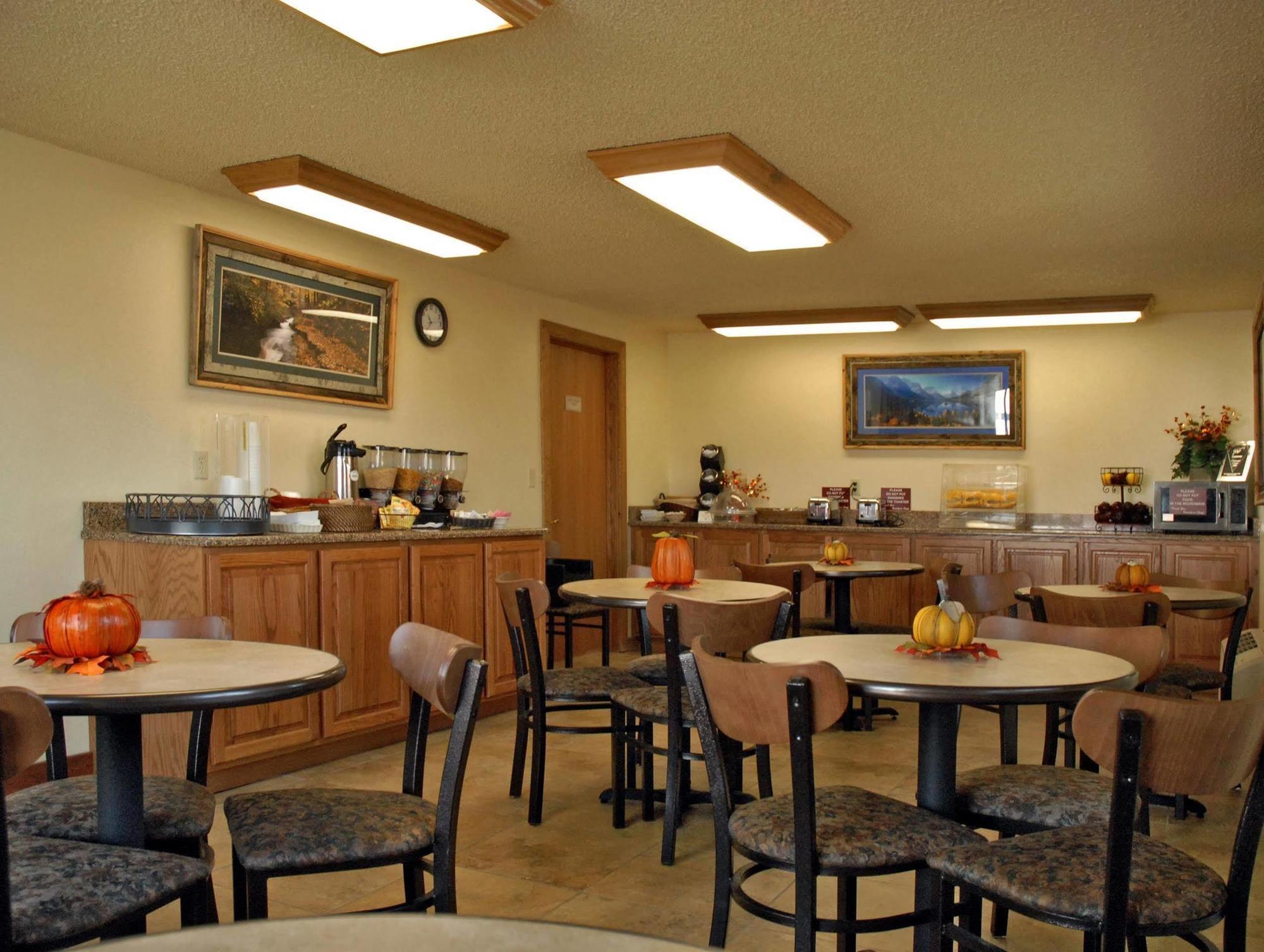 דילון Best Western Paradise Inn מראה חיצוני תמונה